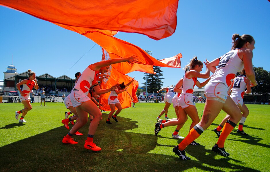 SLIDER-VFLWTEAM.png